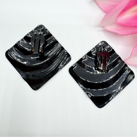 Huge 80s Retro Diamond Clip On Earrings Metallic Enamel Black Blue Statement Fun - Picture 4 of 8